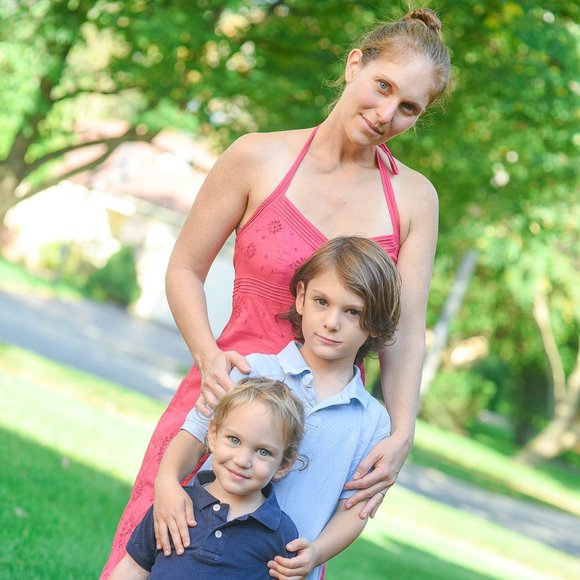 Meet your Posher, Liat - Picture 2 of 2